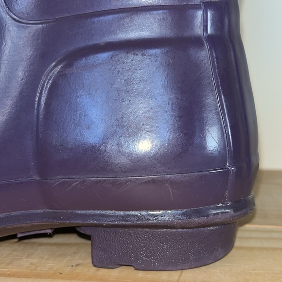 Hunter Rubber Knee-High Tall Gloss Rain Boots - Picture 8 of 15